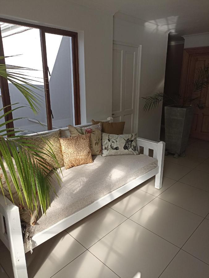 Fijnbos Guesthouse クニスナ エクステリア 写真